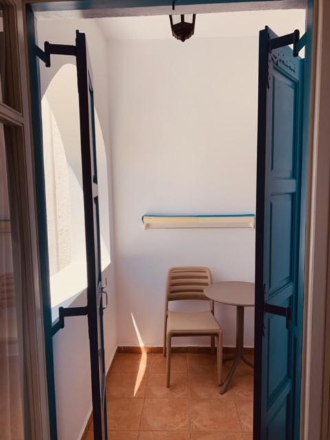Manousos Rooms Adamantas  Exterior photo
