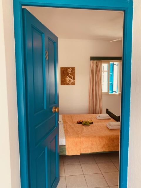 Manousos Rooms Adamantas  Exterior photo