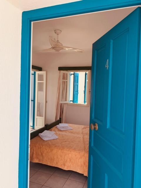 Manousos Rooms Adamantas  Exterior photo