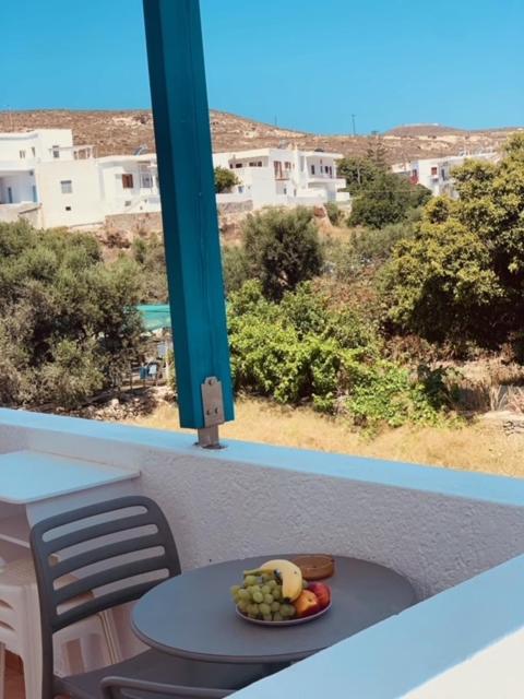 Manousos Rooms Adamantas  Exterior photo