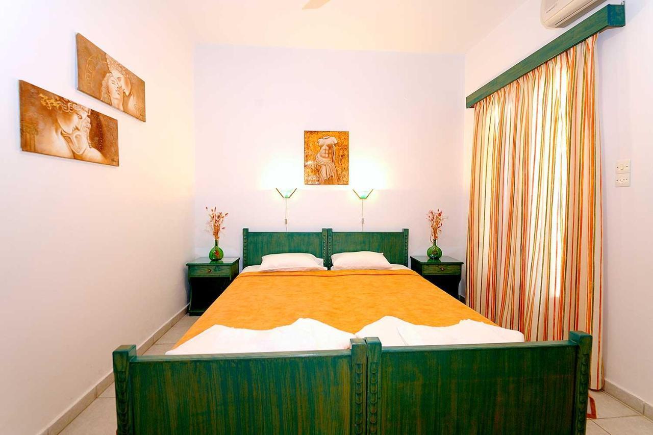Manousos Rooms Adamantas  Exterior photo